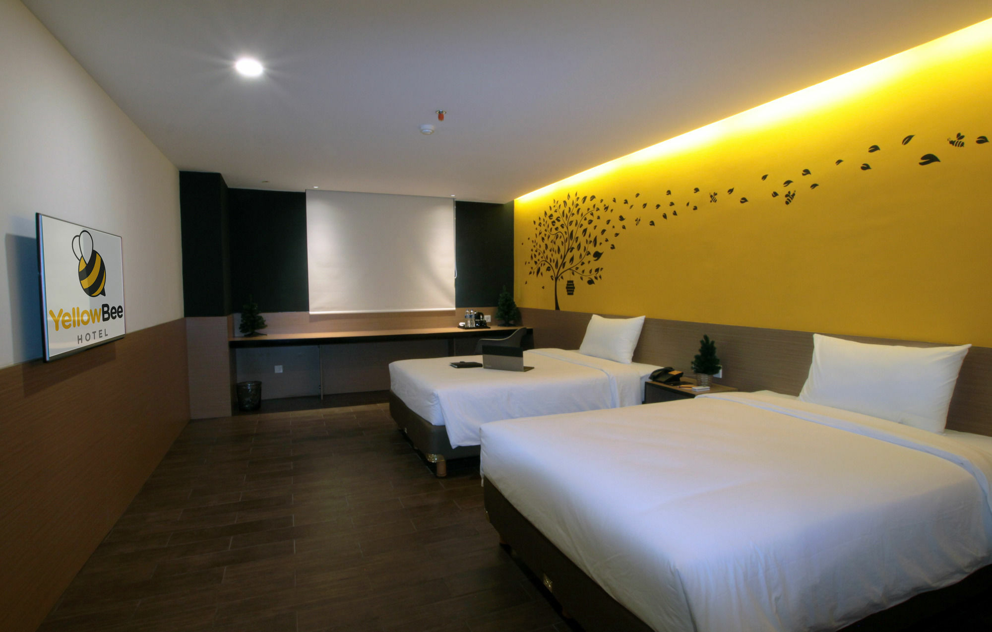 Yellow Bee Tangerang Dış mekan fotoğraf